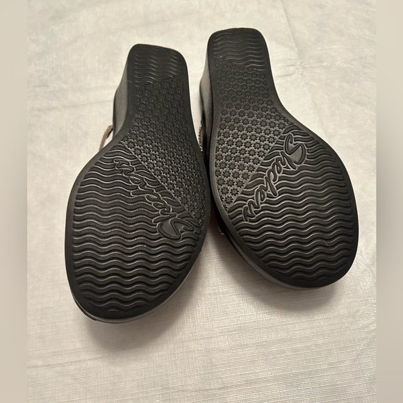 Skechers Black and Brown Wedges with Sparkling Straps - Picture 6 of 7